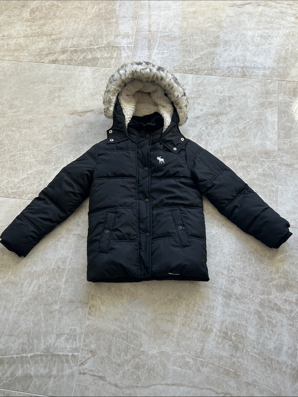 Abercrombie & Fitch Black Kids Faux-Fur Trim Hooded Puffer Jacket